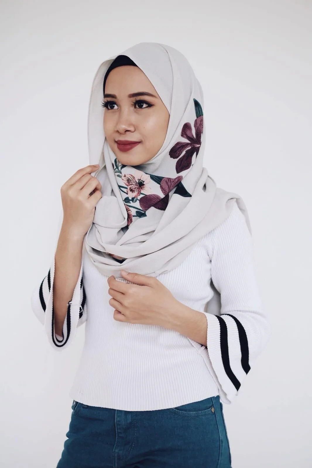 Bubble chiffon floral  printed Shawls Designs