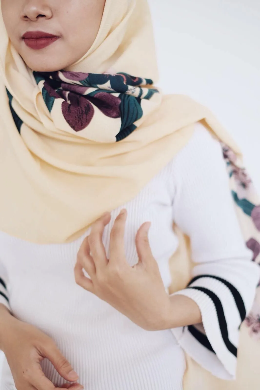 Bubble chiffon floral  printed Shawls Designs