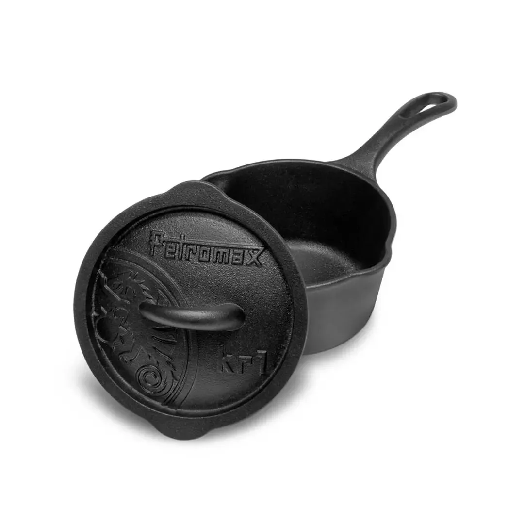 Cast Iron Saucepan with Lid 2L
