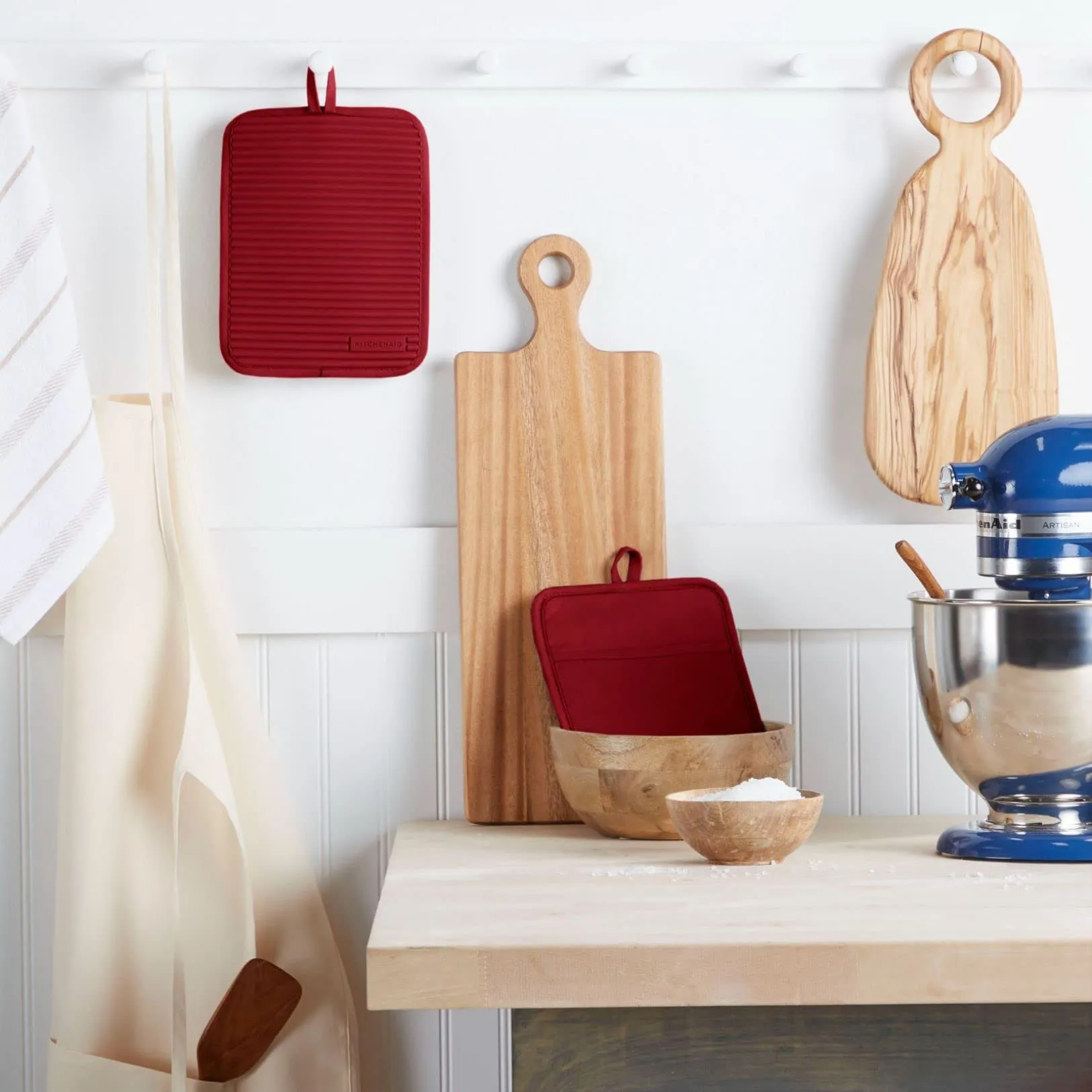 KitchenAid Ribbed Soft Silicone Water Resistant Pot Holder Set, Milkshake , 2 Piece Set, 7"x9"