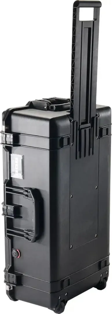 Pelican 1615 Air Case With NO Foam in Black