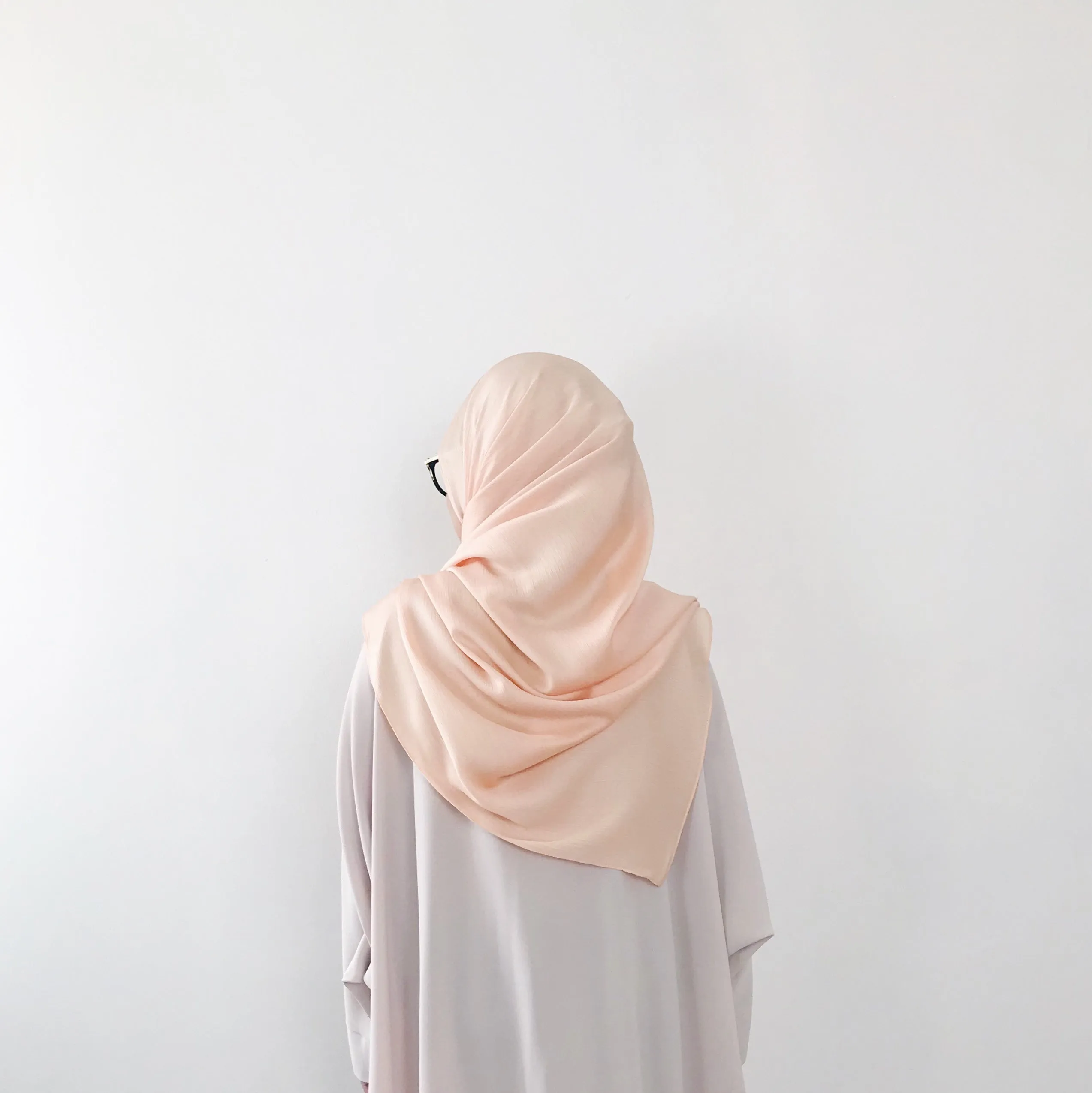 Textured Satin : Peach