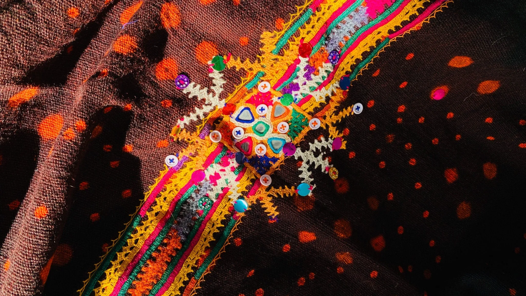 Vintage Rabari Wool Shawl & Throw. Mirror Work. Embroidered 0183